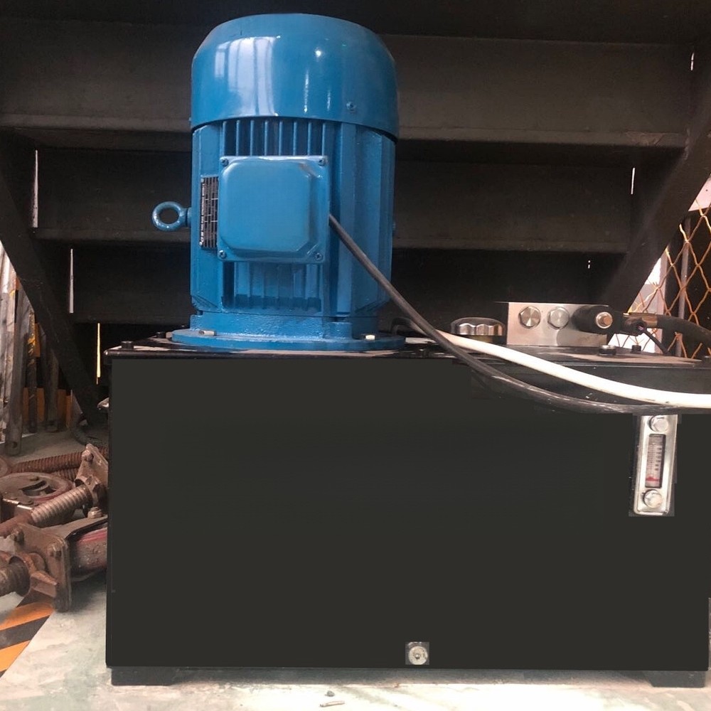 Goods lift power unit and pump station